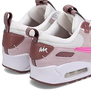 【新品23.5cm】NIKE エアマックス 90 フューチュラ ブラック/ピンク Amazon | [ナイキ] エア マックス 90 フューチュラ [W AIR MAX